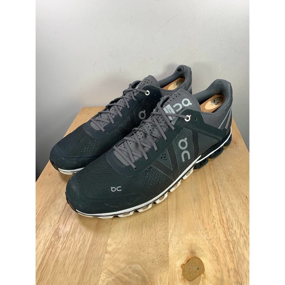 on running Other - On Running CloudFLow Mens Black Gray Low Top Athletic Running Shoes size 12